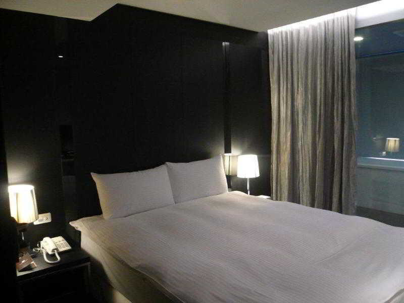 安庭台北商旅 Hotel Taipé Exterior foto